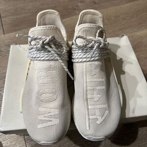 Adidas NMD Human Race Trail x Pharrell Blank Canvas 2018 men’s size 7.5